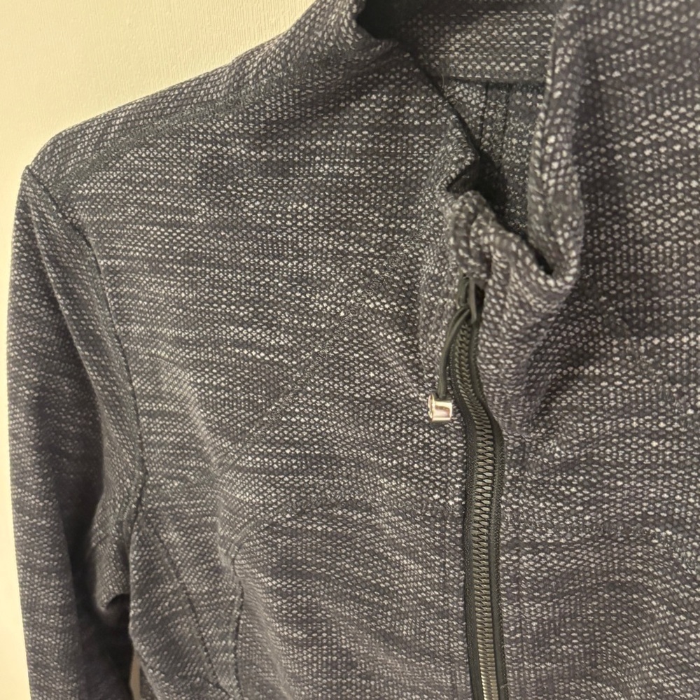 Lululemon Black Forme Jacket Size 8 - Picture 13 of 13